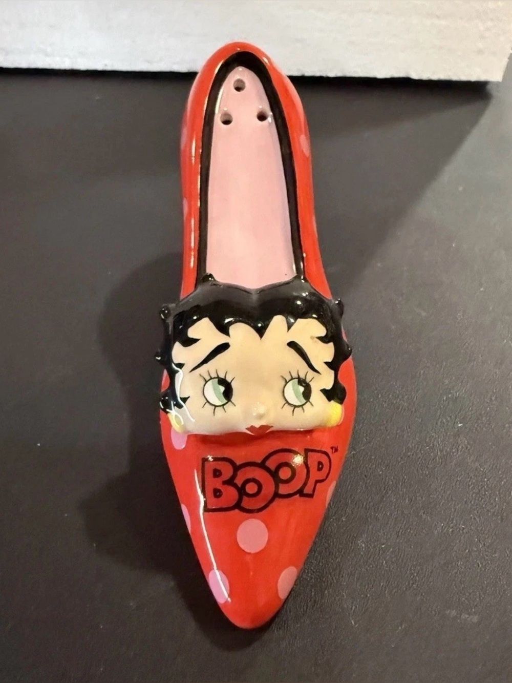 Betty Boop Lot Of 2 - 2003 Biker Girl Bobble Head Motorcycle & Shoe Salt Shaker - Picture 7 of 10